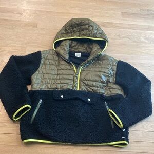 Dee Elly Hooded Pullover